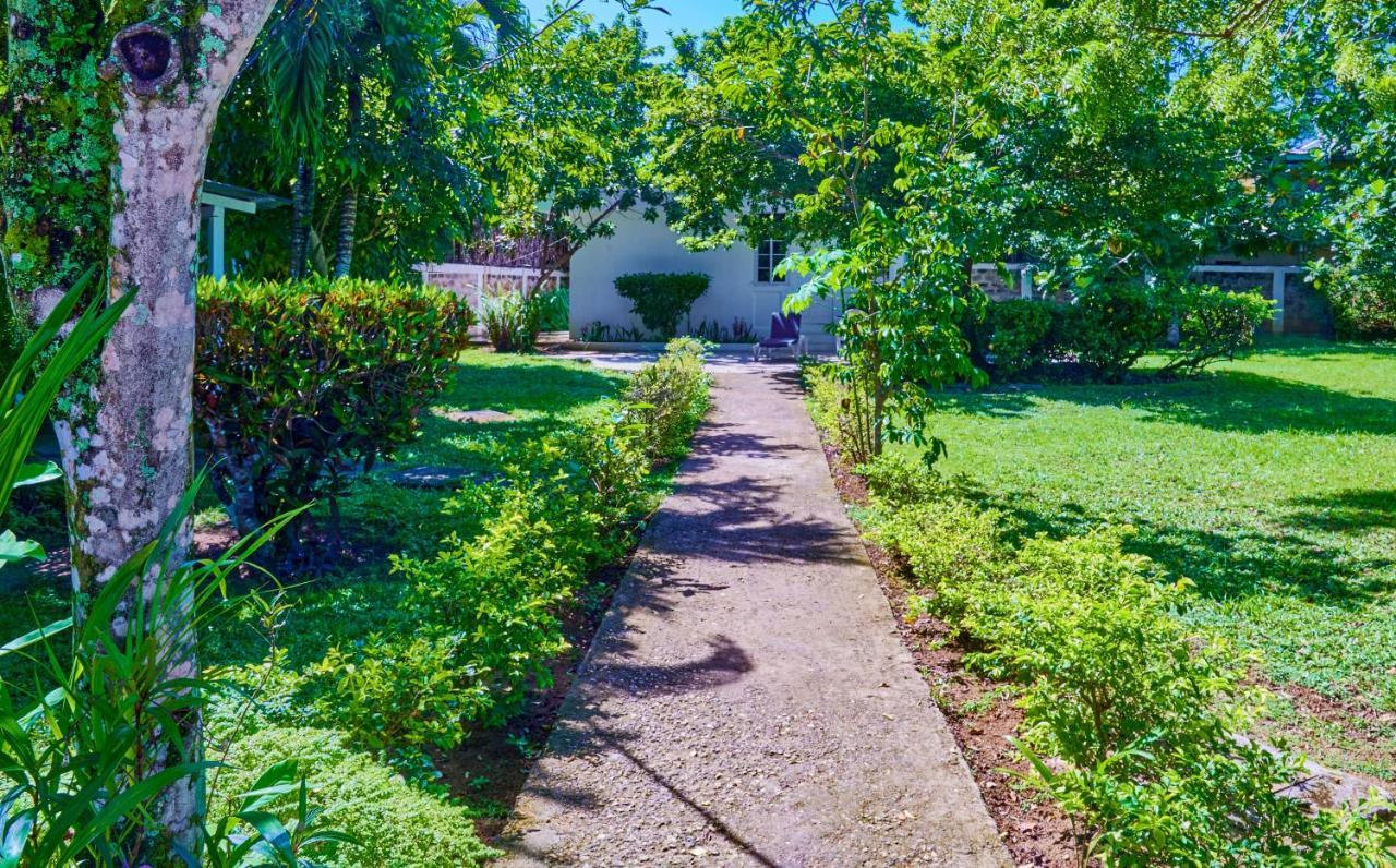 Yellow Bird Sea Negril Exterior foto