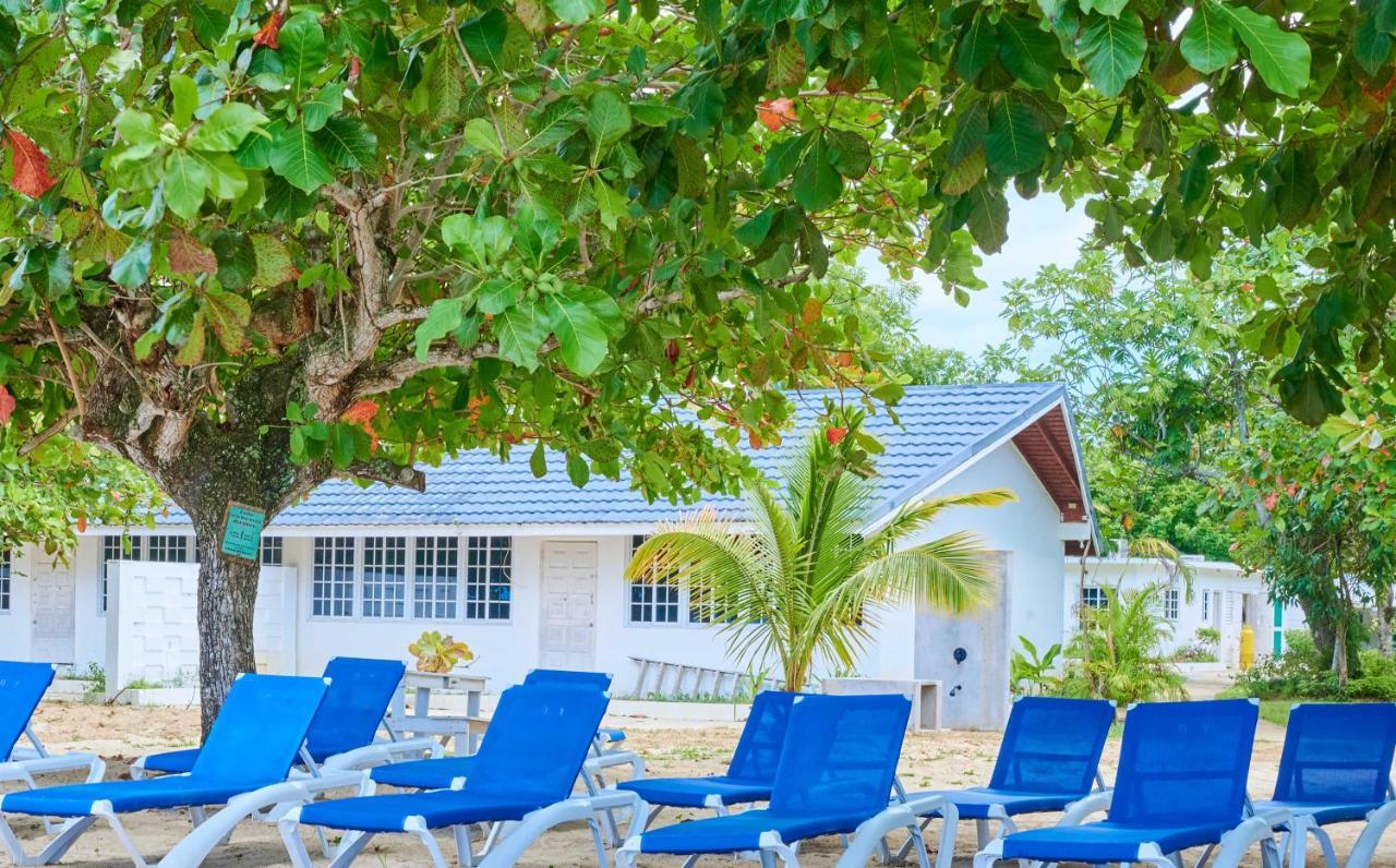 Yellow Bird Sea Negril Exterior foto